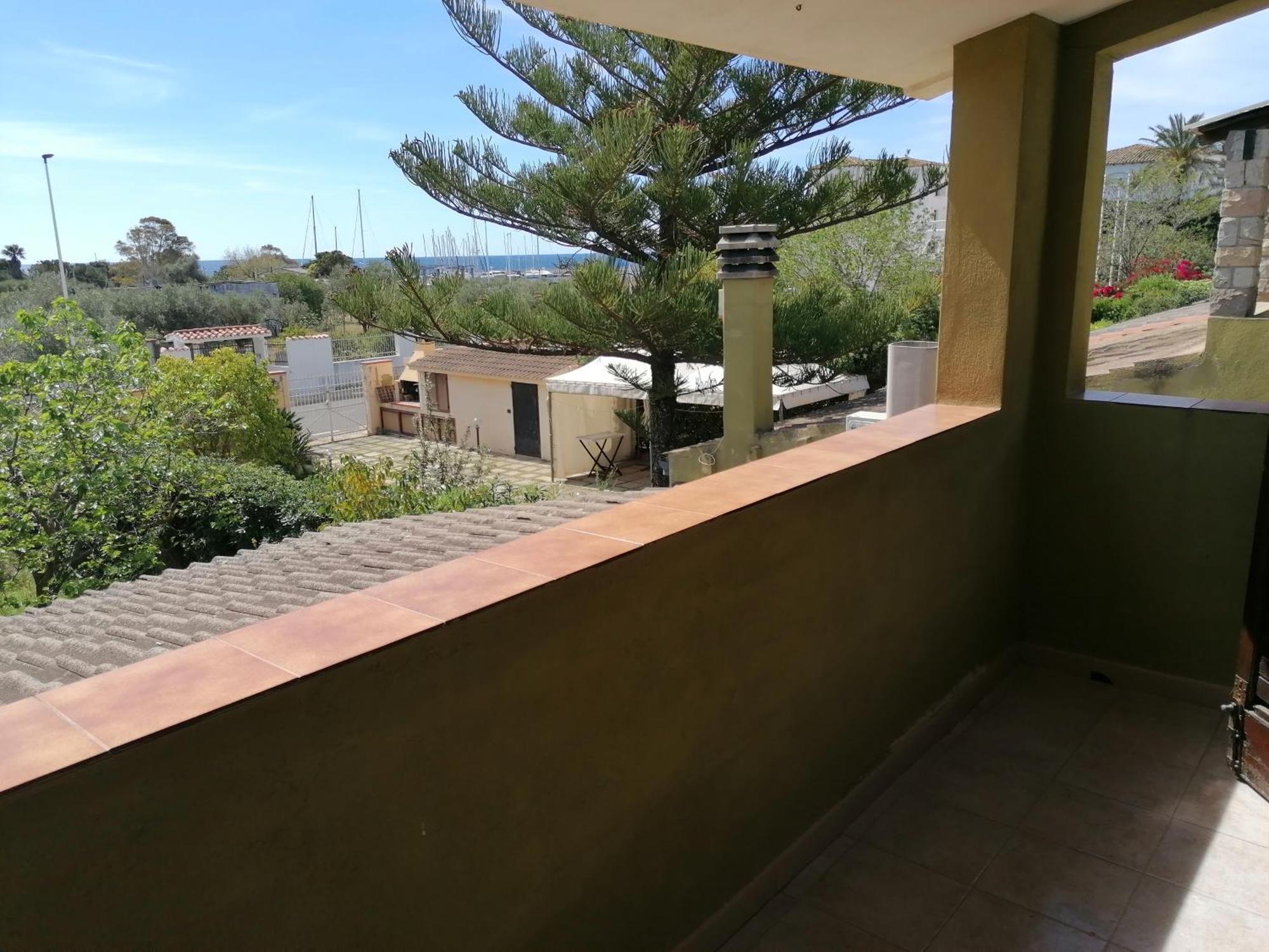 Mare Fuori Apartment